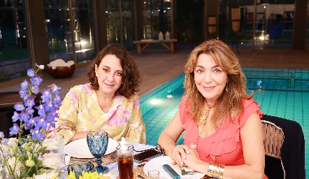  Gloria Martínez y Nuria Lozano.