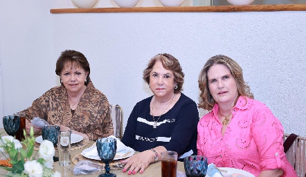 Pilar Ocejo, Maty Ocejo y Carmen Zwieger.
