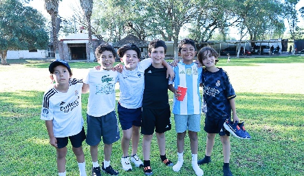  Diego Guerrero, Miguel Ángel Martínez, Tadeo Martínez, Gonzalo, Ricardo y José Pablo.