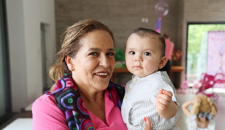  Mireya Tovar y Tian.