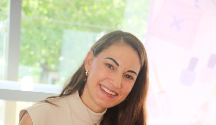  Mariana Llaguno y Cayetana Amozurrutia.