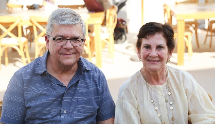  Fernando Vivanco y Chita Gómez.