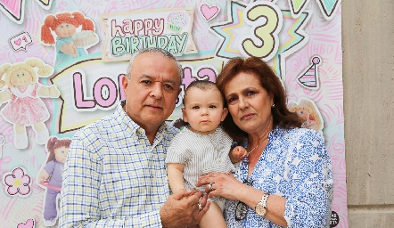  Juan Carlos Magdaleno, Tian y Martha Martínez.