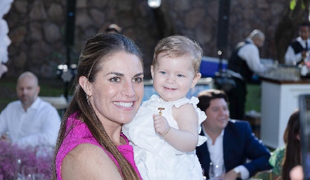  Paulet Lozano con su sobrina Loretta.