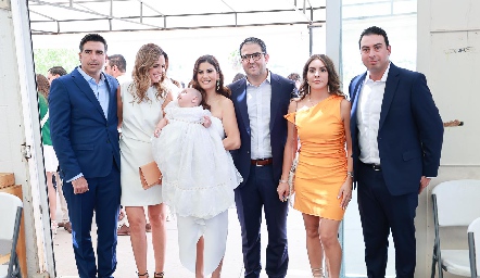  Manuel Labastida, Eunice Camacho, Alonso Valdés, Lu Castelo, Diego Valdés, Isabela Castelo y Juan Pablo Castelo.