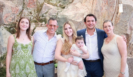  Fátima García, Roberto García, María Orozco, Sebastián García, Benito García y Amelia Padilla.