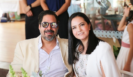  Miguel Martínez y Mariana Meade.