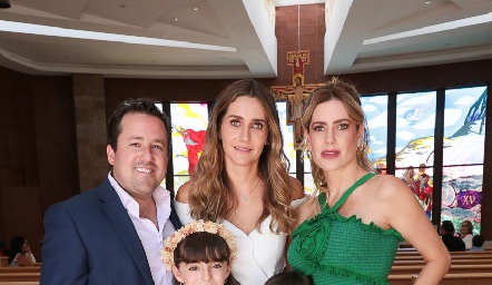  Sergio Martínez, Susana de la Fuente, Emilia Martínez, Rocío de la Fuente y Sergio Martínez.