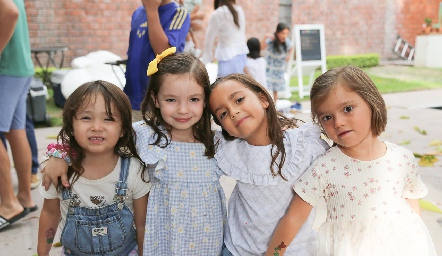  Macarena Martina, Roberta e Inés.