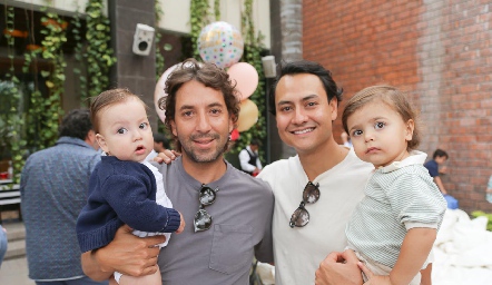  Lorenzo y Daniel Enríquez, Ricardo y Jerónimo Leos.