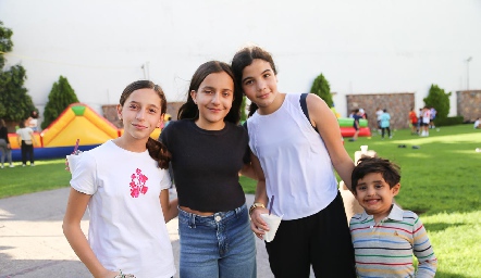  Isabella Casillas, Gaby Sarquis, Majo y Juanpi.