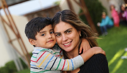  Juan Pablo Rojo y Bárbara Berrones.