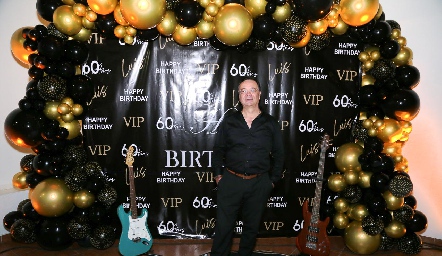  Luis Obregón.
