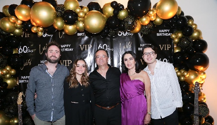  Alejandro Castañeda, Claudia Obregón, Luis Obregón, Claudia Vázquez, y Fernando Obregón.