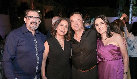  Federico Cuadra, Belinda Carrera, Luis Obregón y Claudia Vázquez.