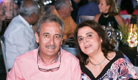  Guillermo Dávalos y Ligia Rivas.