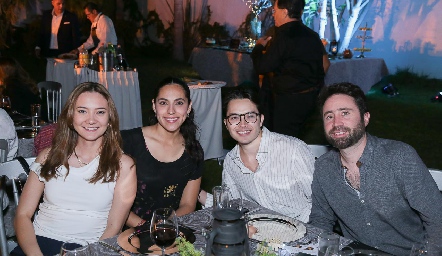 Mónica Tow, Montserrat Canseco, Fernando Obregón y Alejandro Castañeda.
