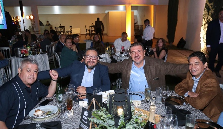  Oscar Fernando Chávez, Jesús Molina, Gabriela Saucedo y Hugo Azuara.