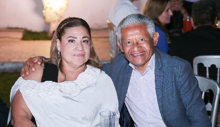  Luzma y Eduardo Ayala.