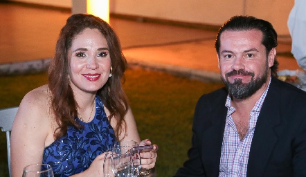 Georgina Mayorga y Juan Munguía.