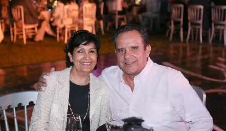  Sonia Stanford y Manuel Sánchez. 