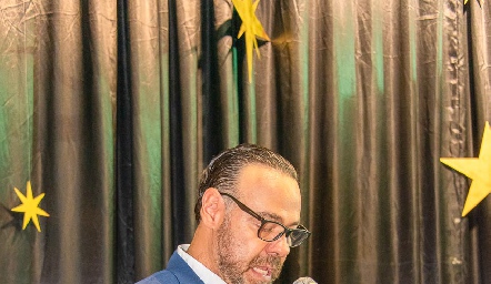  Alejandro Torres Ocejo, Presidente del Consejo Directivo de Colonia Juvenil.