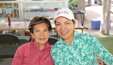  Leti Narro y Diana Portales.