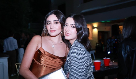  Valentina Salazar y Marina Nieto.