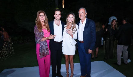  Martha Diez Gutiérrez, Alfredo Cano, Ana Victoria de la Rosa y Francisco de la Rosa.