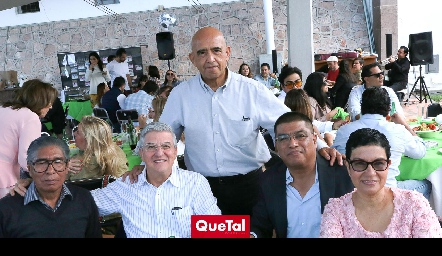  Toño Chávez, Carlos Jiménez, Alejandro Leal, Antonio Dávila y Ana María Carrera.