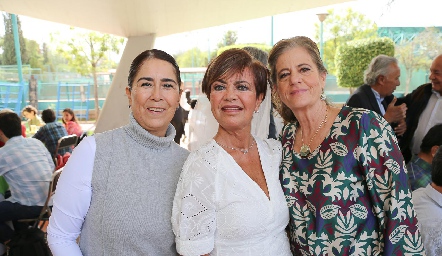  Sandra Galván, Mariupe Espinosa y María Pizzuto.