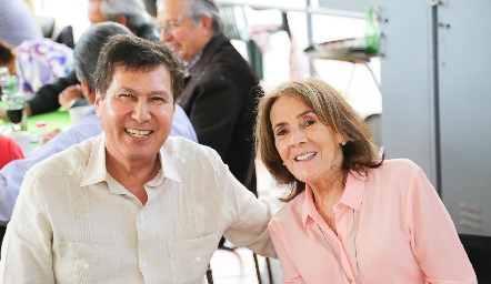  Javier y Blanca María Valle.