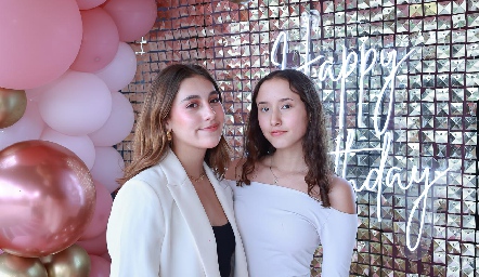  Majo Abella y Paulina Reynoso.