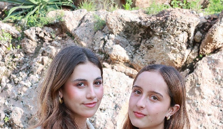  Majo Abella y Sofía García.