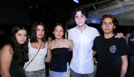  Montse Córdova, Corina Casillas, Ana Lu Güemes, Sergio García y Juan Pablo Juárez.