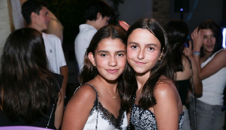  Roberta Castanedo y Emilia Galán.