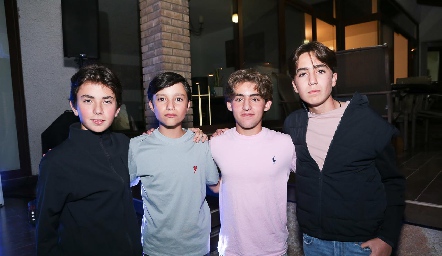 Santiago Conde, Patricio Leos, Diego Carreras y Mauricio Alcalde.