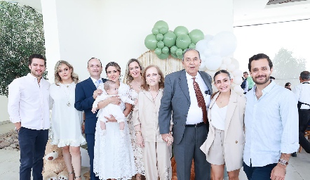  Rodrigo Díaz de León, Priscila Ruiz, Carlos Ruiz, Paulina Nava, Mateo Ruiz, Patty Anette Ruiz,  Anette Noyola de Ruiz, Carlos Ruiz, Lucía Díaz y Fernando Díaz de León.