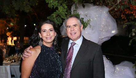 Rebeca y Rodolfo Treviño.