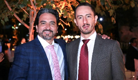  Joaquín de la Mora y Alfonso López.