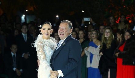  Carlos Buendía con su hija Sofía.