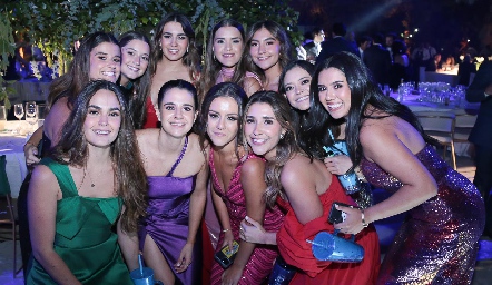  Las amigas de la novia.