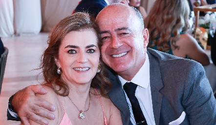 Adriana Carrera y Rafael Olmos.