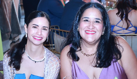  Alejandra y Marcela Gutiérrez.