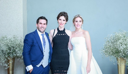  Alfonso Galán, Isa Cofiño y Daniela Ausucua.