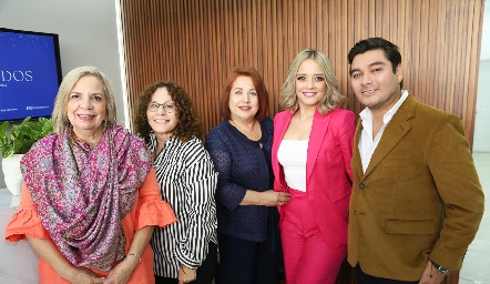  Lilia Cavazos, Chari Vargas, Alicia Cavazos, Alejandra Lozano y Gerardo Pérez.