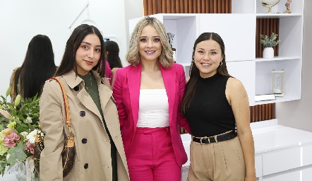  Dani Andrade, Alejandra Lozano e Isabel Delgado.