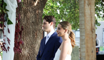  Alex Ramírez y Estefanía Calvillo.