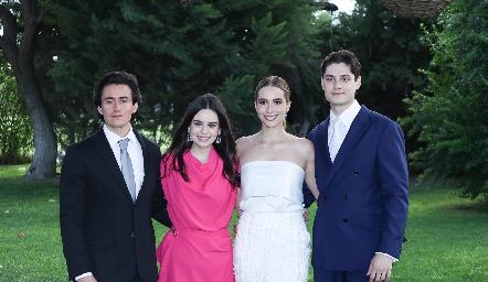  Edgardo de la Torre, Valeria de la Vega, Estefanía Calvillo y Alex Ramírez.