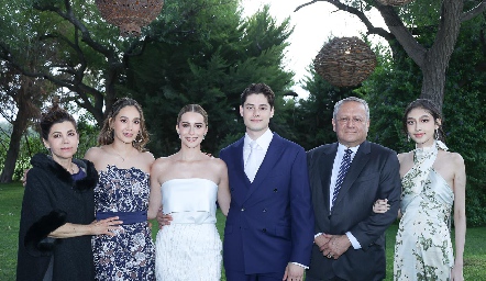 Rocío Romina, Estefanía, Alex, Alex y Sarah Ramírez.